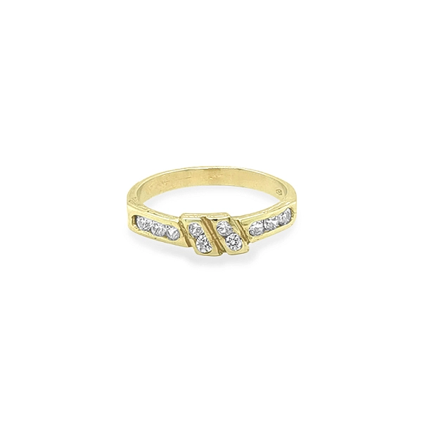 Gold Ring with Zircons