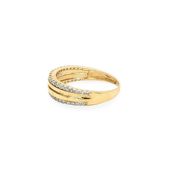 Gold Ring with Zircons