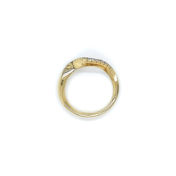 Gold Ring with Zircons