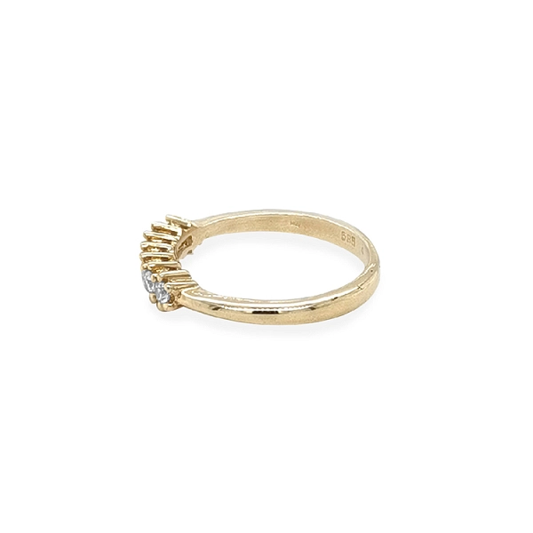 Gold Ring with Zircons