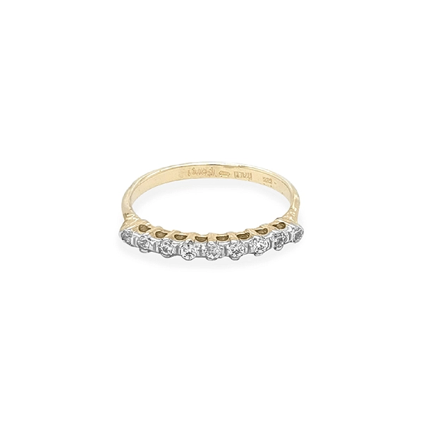 Gold Ring with Zircons