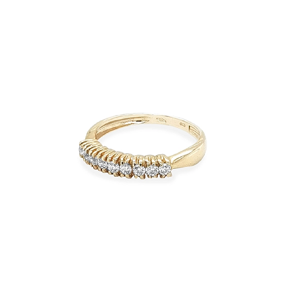 Gold Ring with Zircons