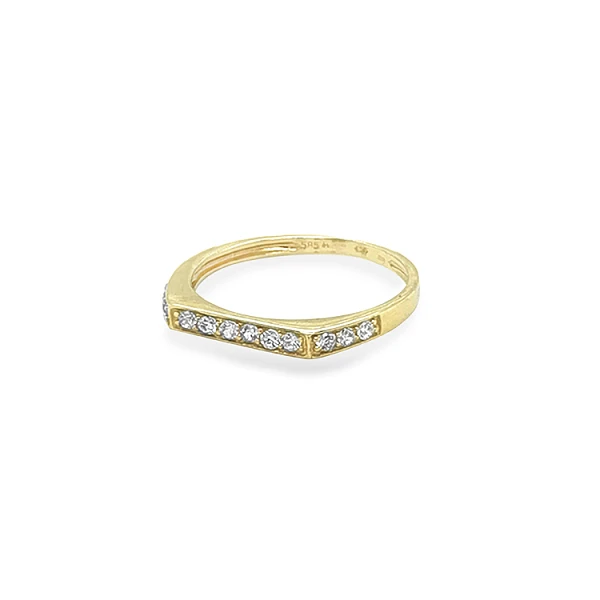 Gold Ring with Zircons