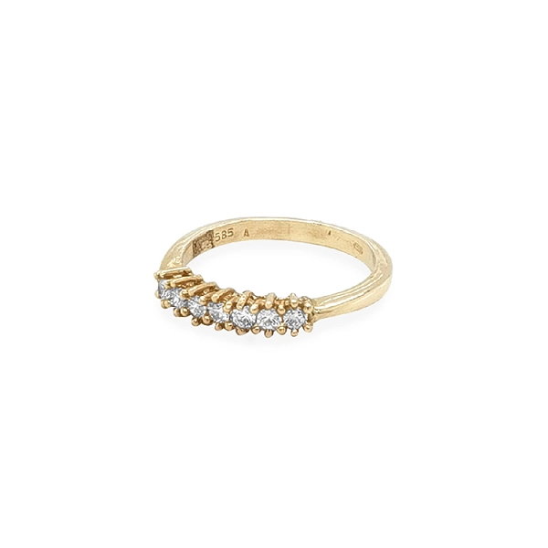 Gold Ring with Zircons