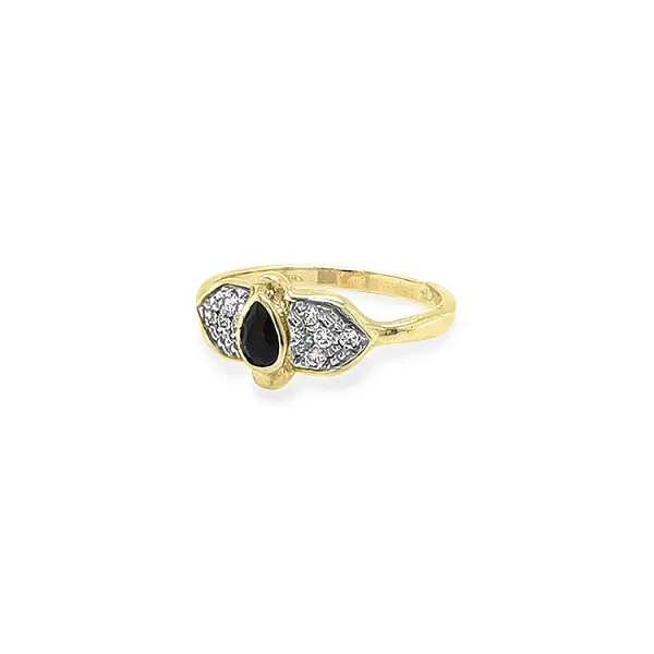 Gold Ring with Coloured Zircons