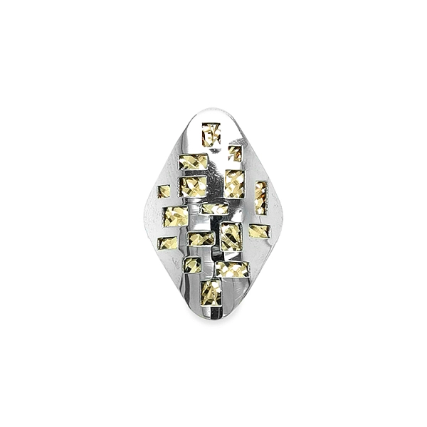 Gold ring made of combined gold