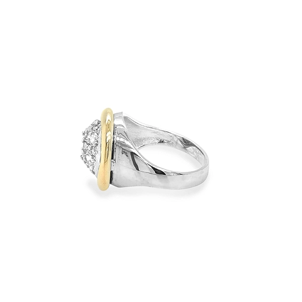 Gold Ring with Zircons