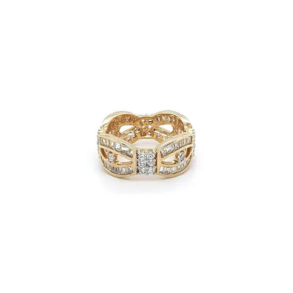 Gold Ring with Zircons