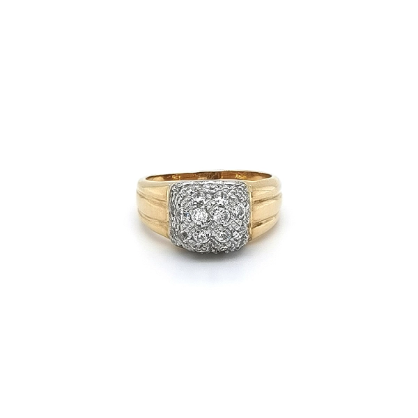 Gold Ring with Zircons