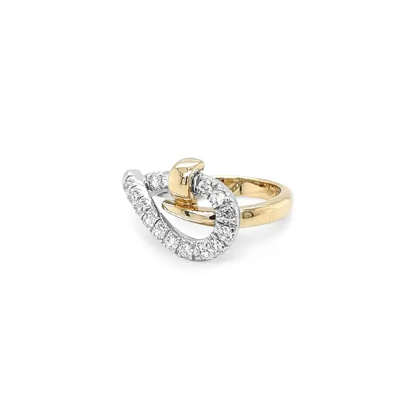 Gold Ring with Zircons