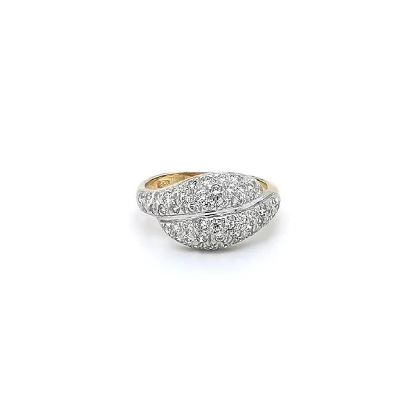 Ring with Zirconias in Gold Combination