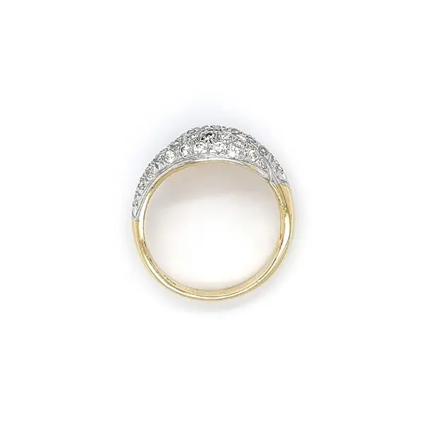 Ring with Zirconias in Gold Combination