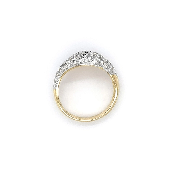 Ring with Zirconias in Gold Combination