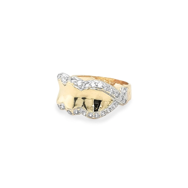 Gold Ring with Zircons