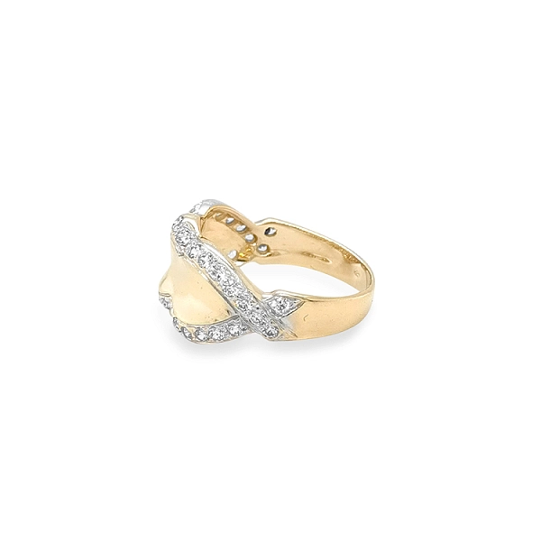 Gold Ring with Zircons