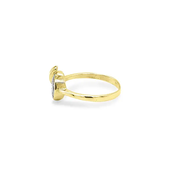 Gold Ring with Zircons