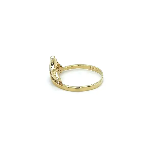 Gold Ring with Zircons