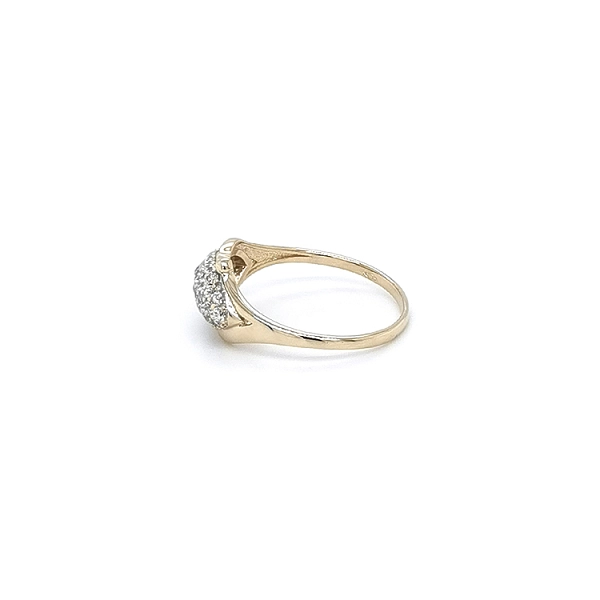 Gold Ring with Zircons