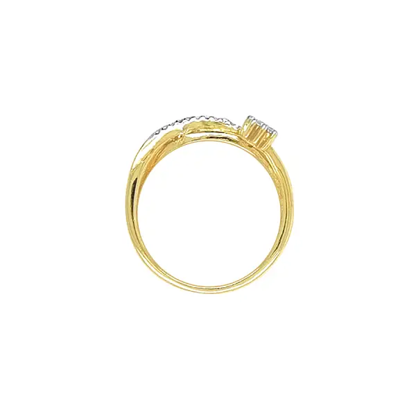 Gold Ring with Zircons