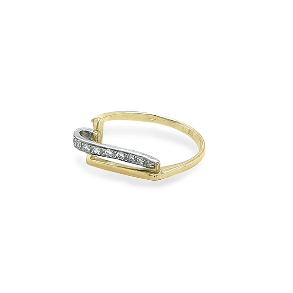 Gold Ring with Zircones made of Combined Gold