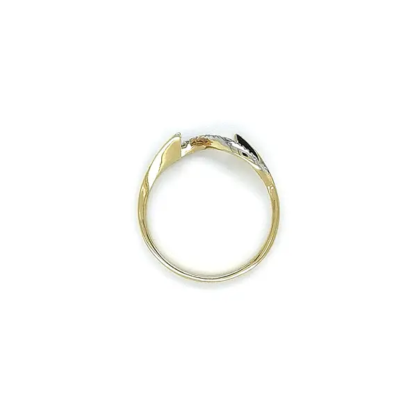 Ring with Zirconias in Gold Combination