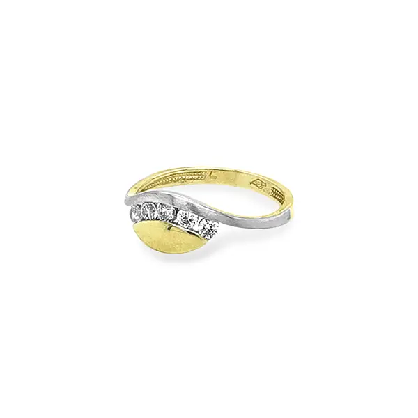 Gold Ring with Zircons