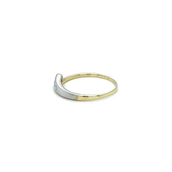 Ring with Zirconias in Gold Combination