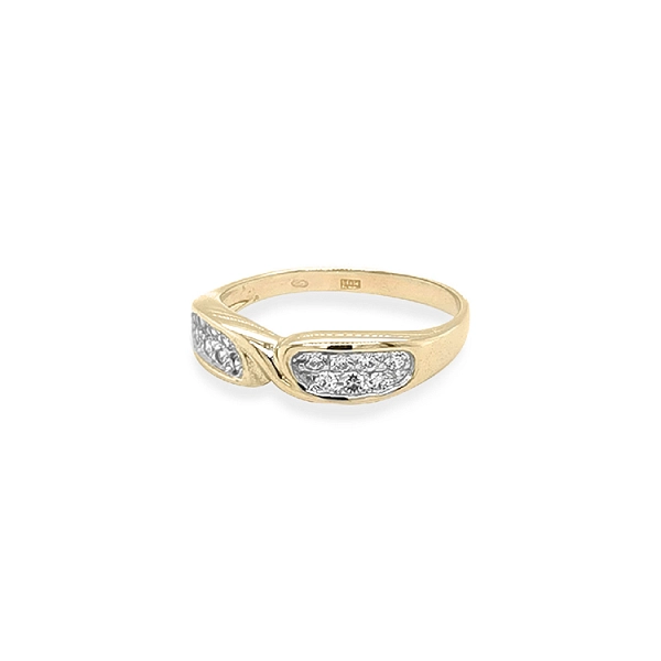 Gold Ring with Zircons