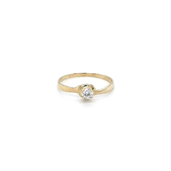 Gold Engagement Ring with Zircones