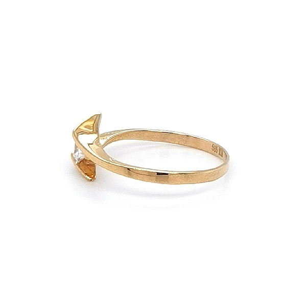 Gold Ring with Zircon
