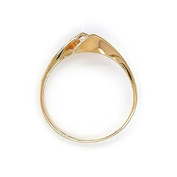 Gold Ring with Zircon