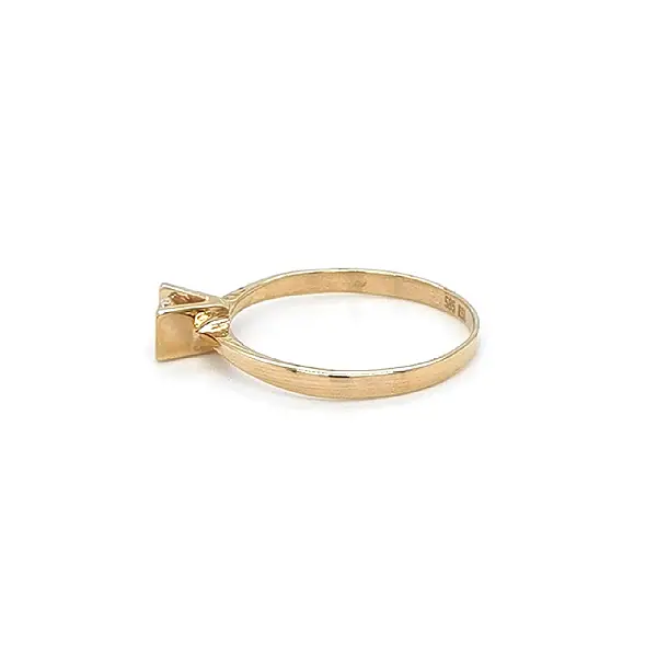 Gold Engagement Ring with Zircon