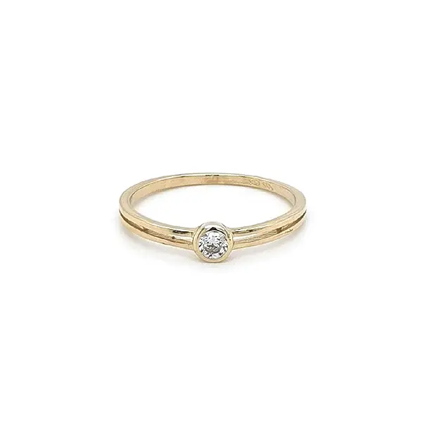Gold Engagement Ring with Zircon