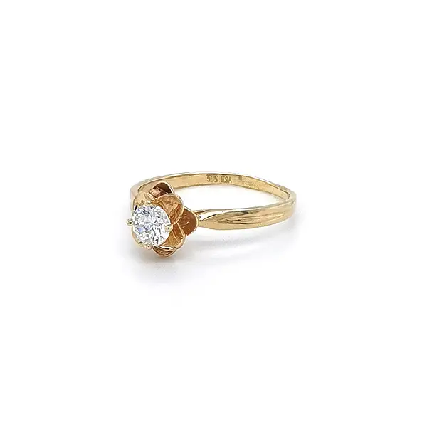 Gold Ring Sparkling Flower with Central Zircon