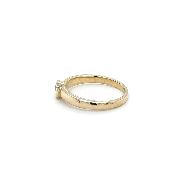 Gold Engagement Ring with Zircon
