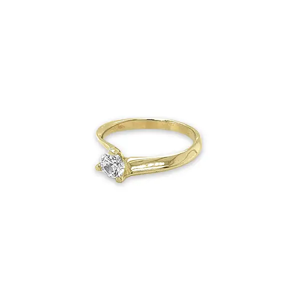 Gold engagement ring with cubic zirconia