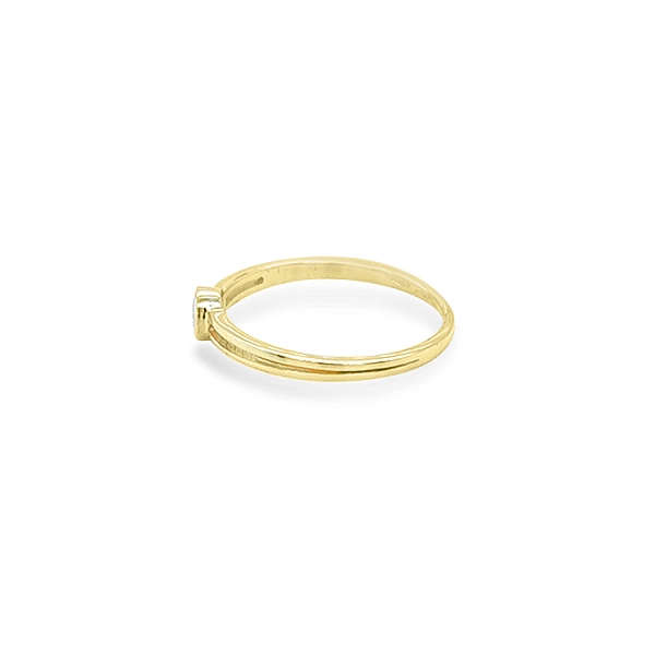 Gold Engagement Ring with Zircon
