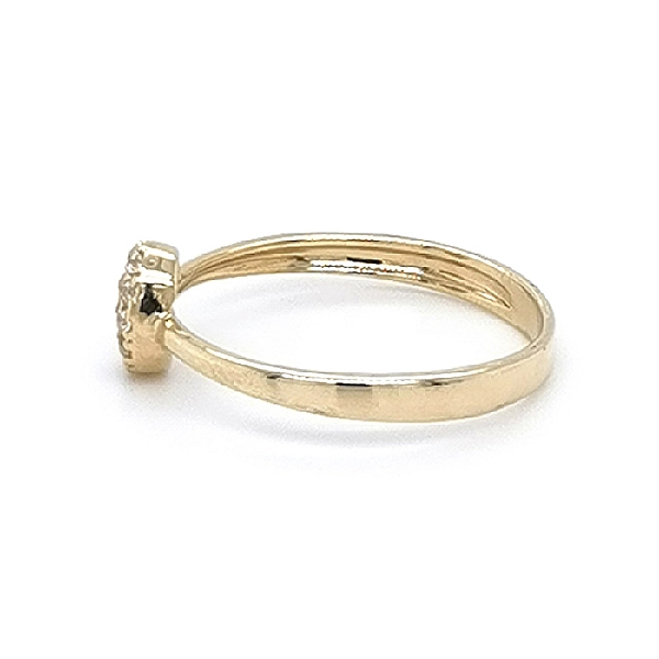 Gold Ring with Zircons