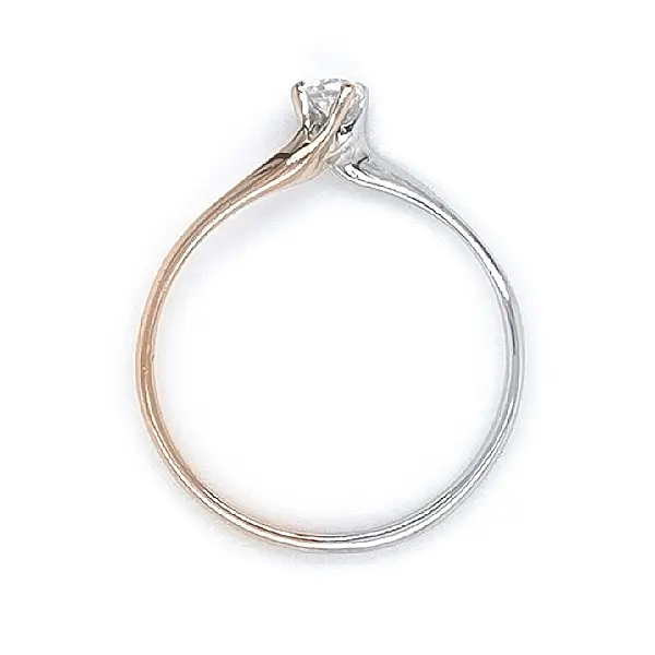 Engagement Ring with Zircon made of Combined Gold