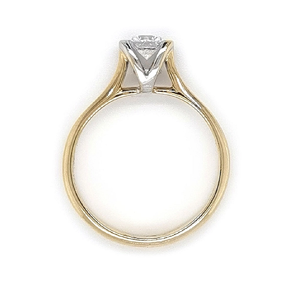 Engagement Ring with Zircon made of Combined Gold