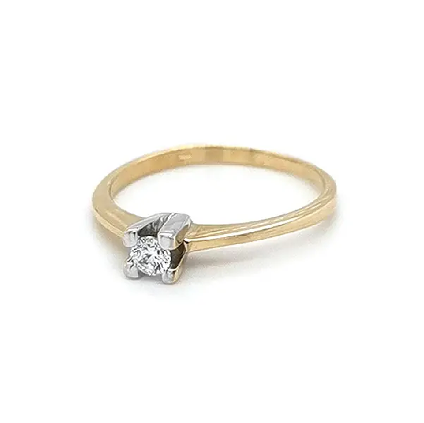 Engagement Ring with Zircon made of Combined Gold