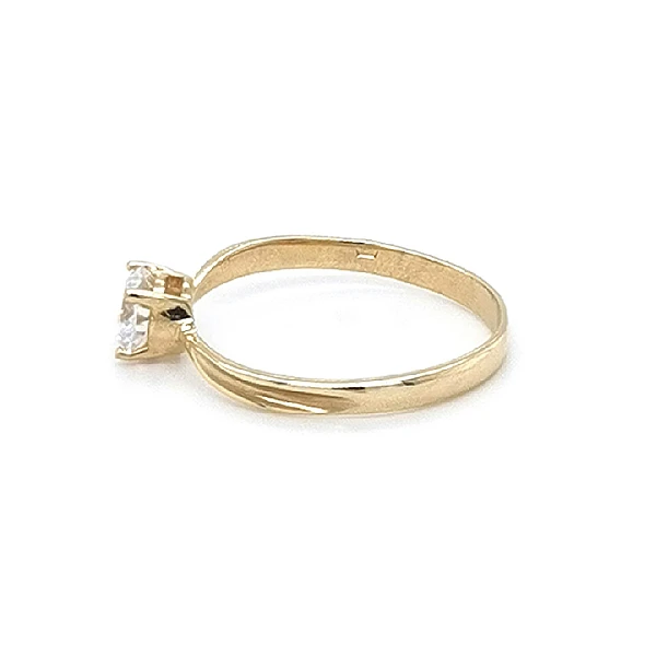 Gold Engagement Ring with Zircon