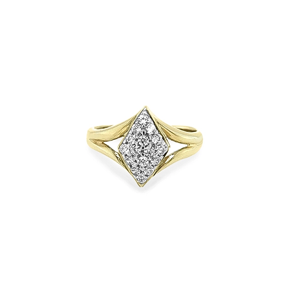 Gold Ring with Zircons