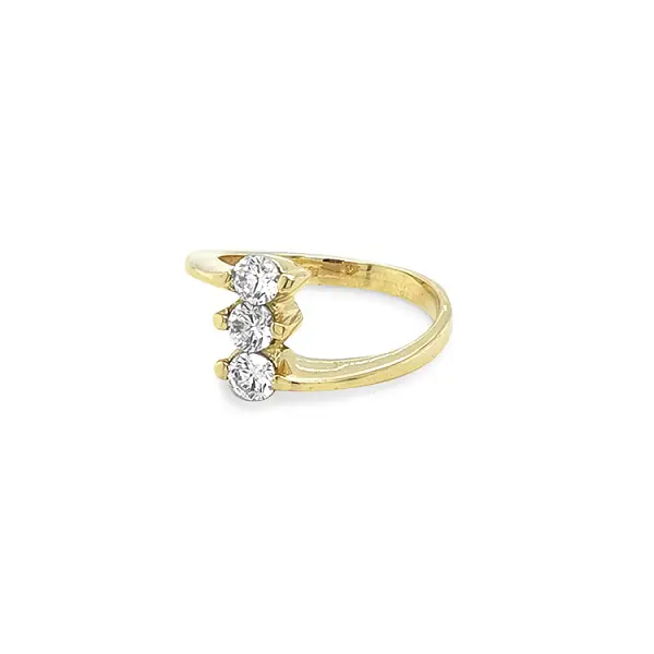Gold Ring with Zircons