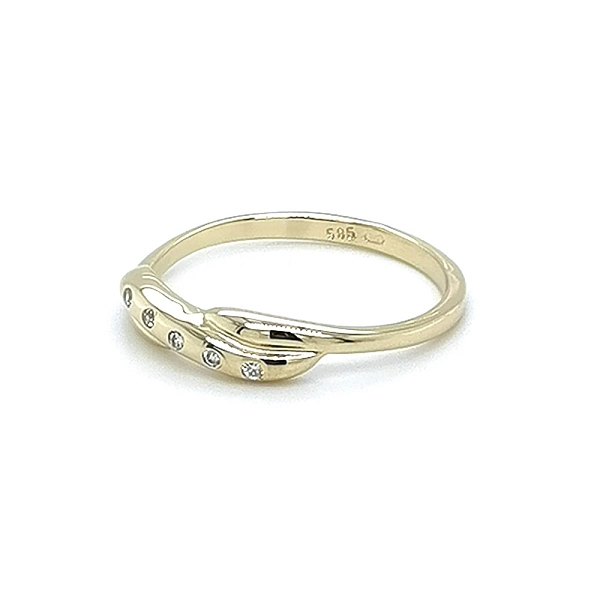 Gold Ring with Zircons