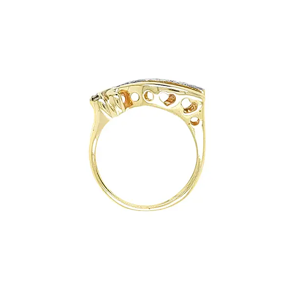 Gold Ring with Zircons