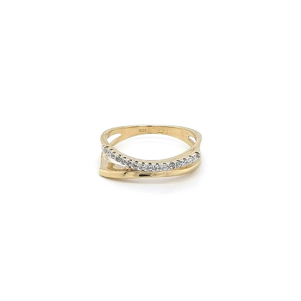 Gold Ring with Zircons