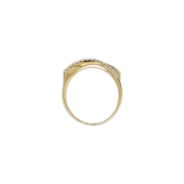 Gold Ring with Zircons