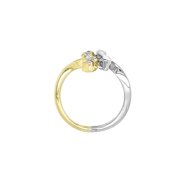 Gold Ring with Zircones made of Combined Gold
