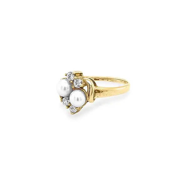 Gold Ring with Zircons and Pearls